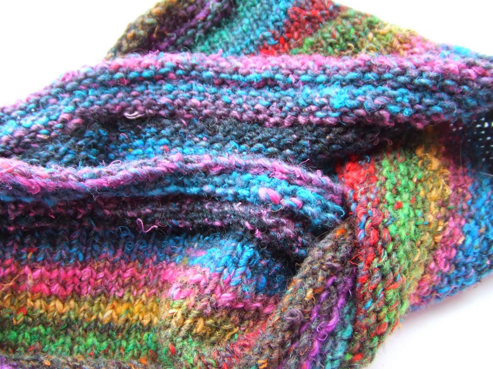 Close up of the texture of the knitted cowl