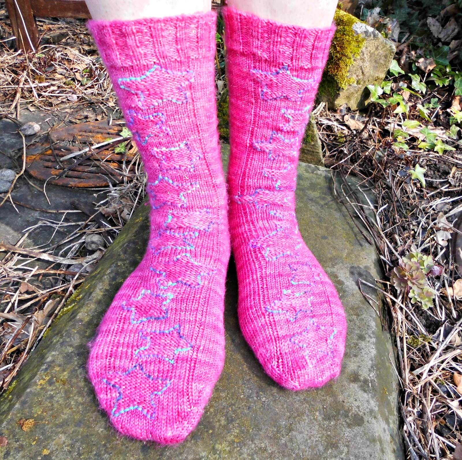 Twinkle Star socks - free pattern and tutorial – Winwick Mum