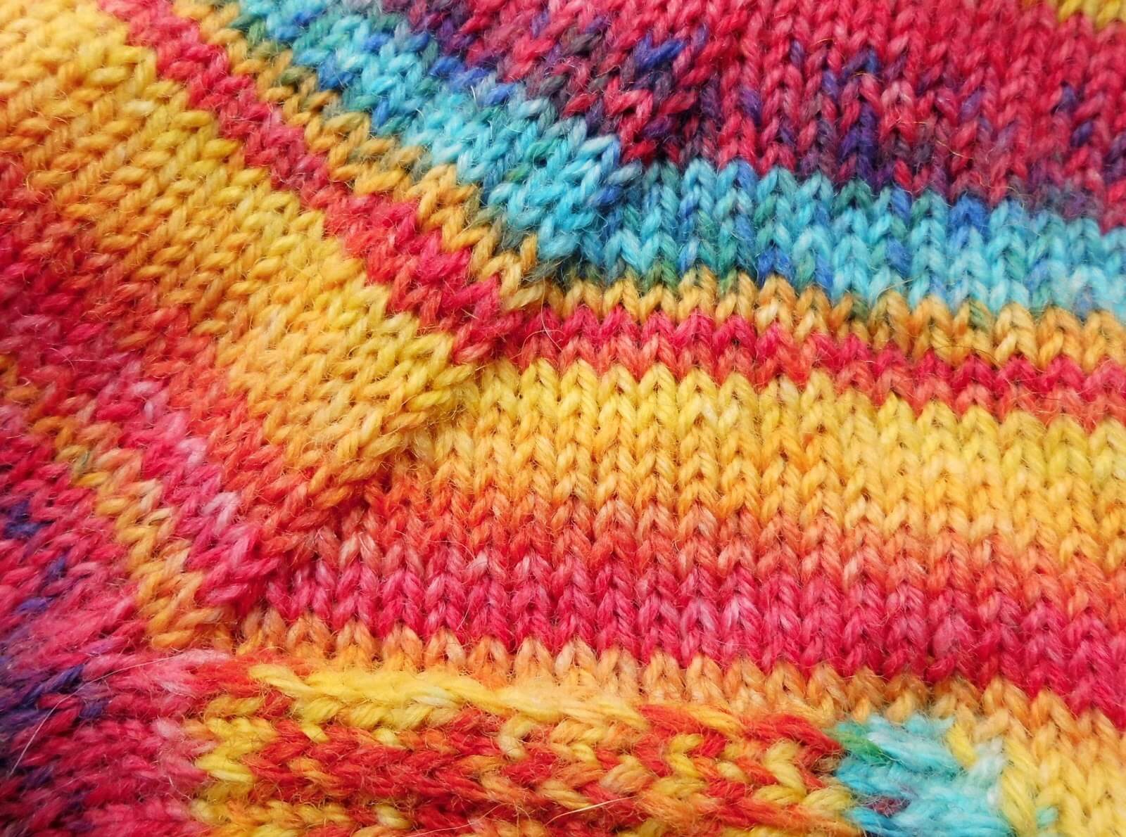 Sock knitting for beginners: gusset decrease