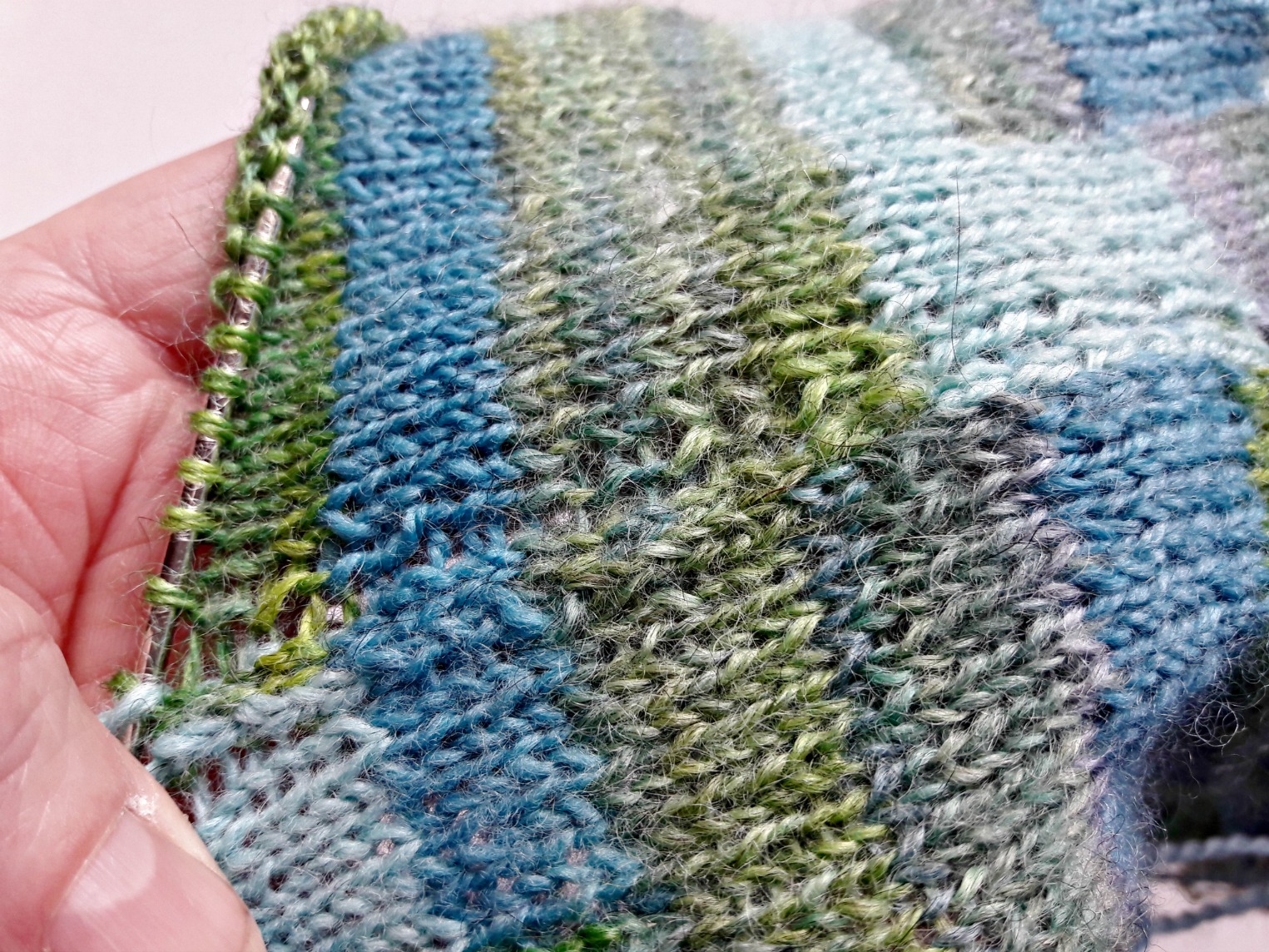 Winwick Mum Patchwork Socks - wrap and turn join