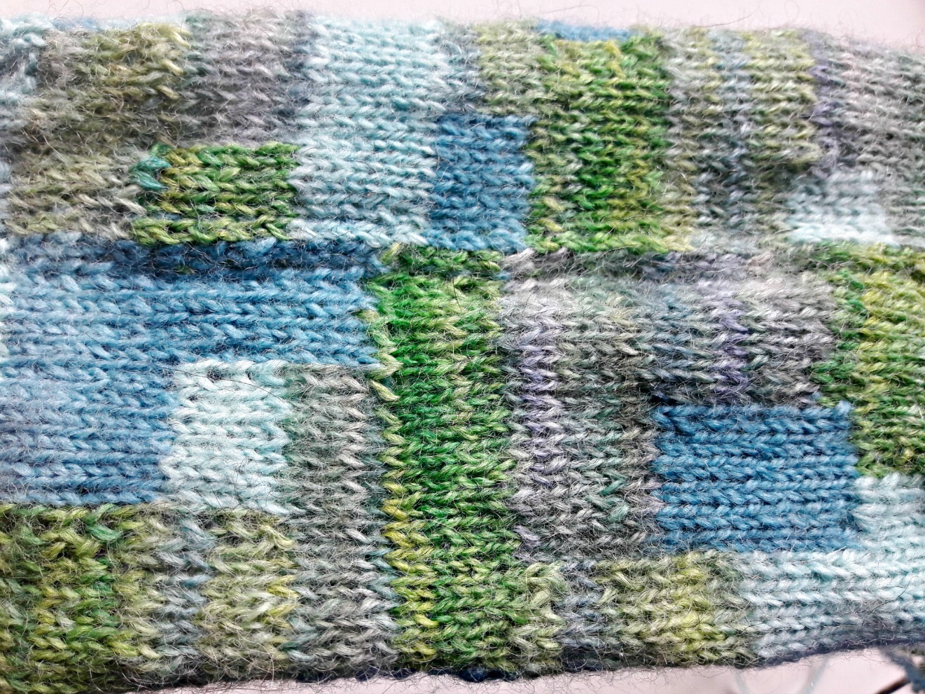 Winwick Mum Patchwork Socks - wrap and turn join