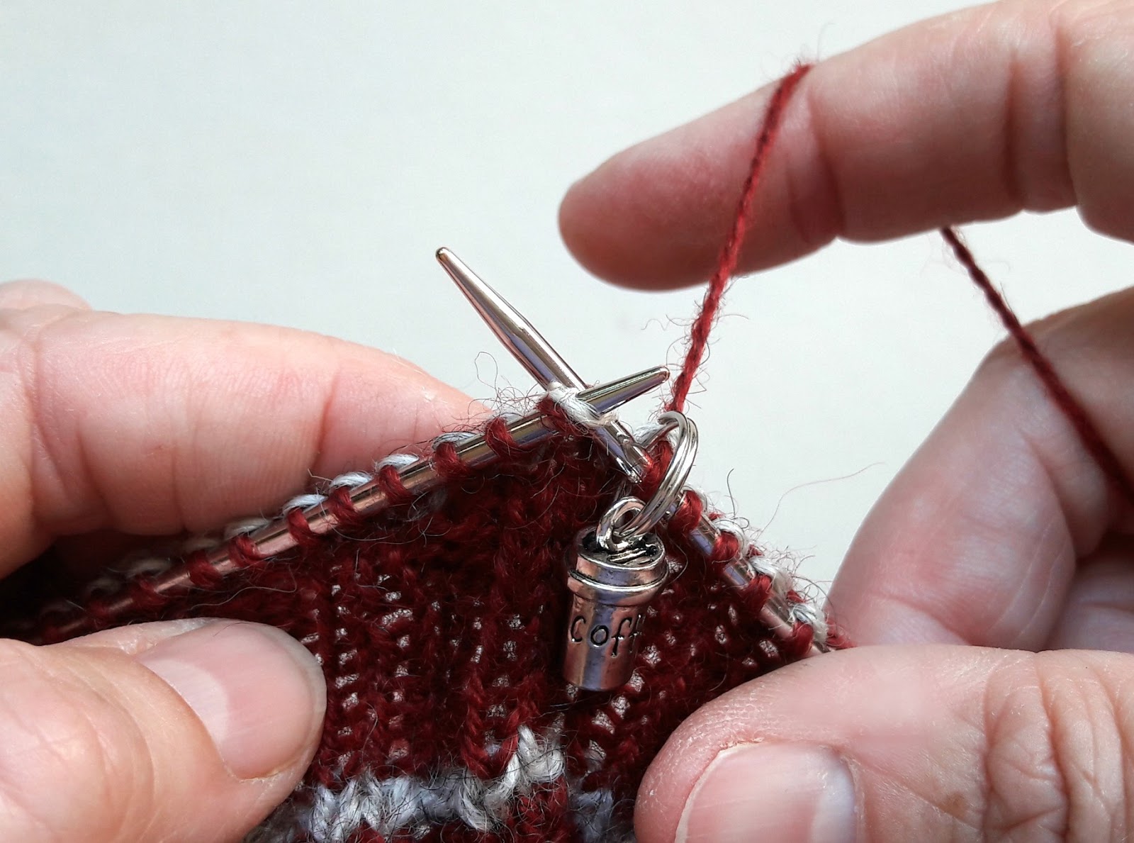 Norwegian Knitting Thimble  Norwegian knitting, Beginner knitting  patterns, Yarn