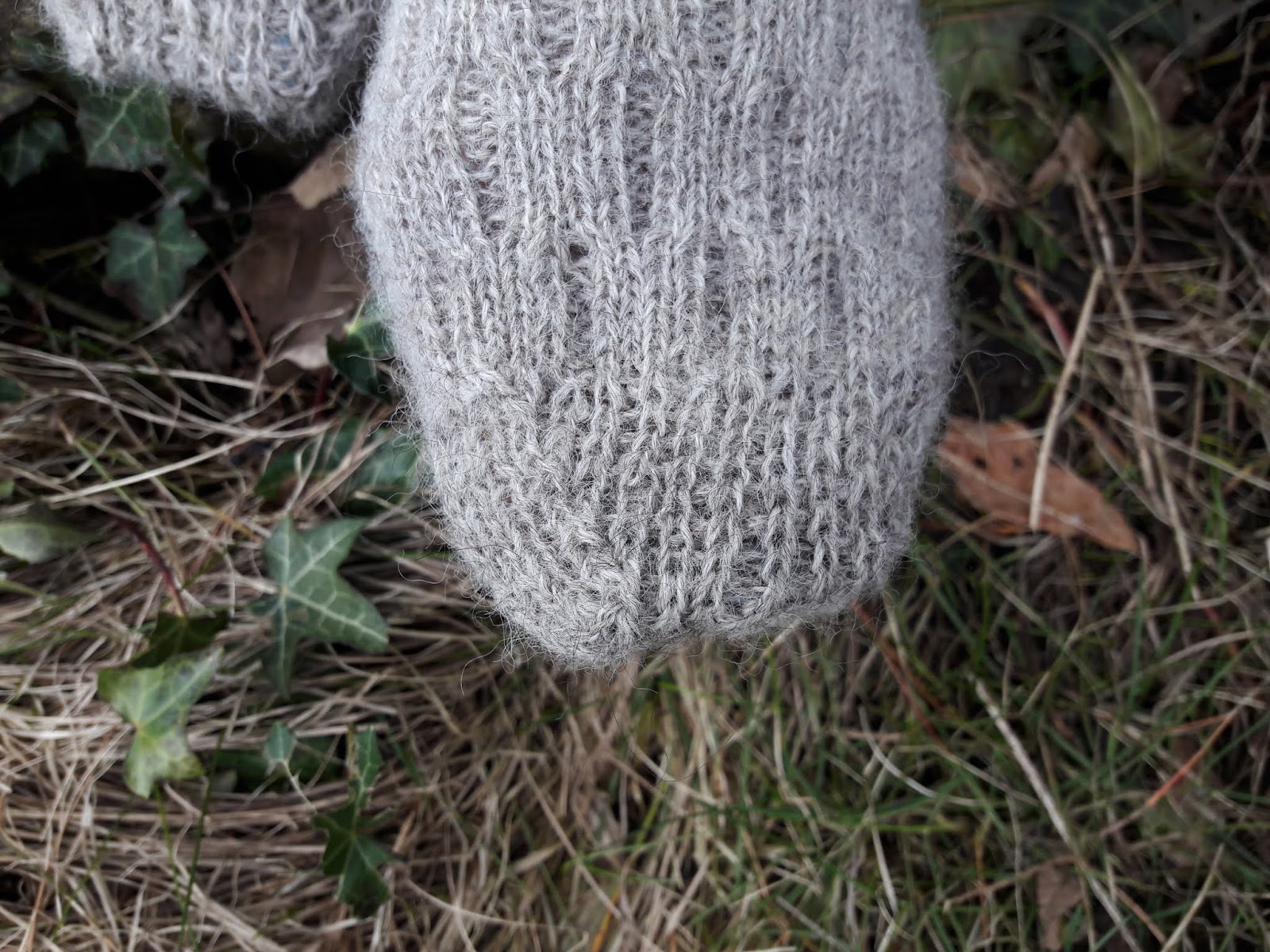Calcite Socks toes, free pattern at Winwick Mum blog www.winwickmum.co.uk