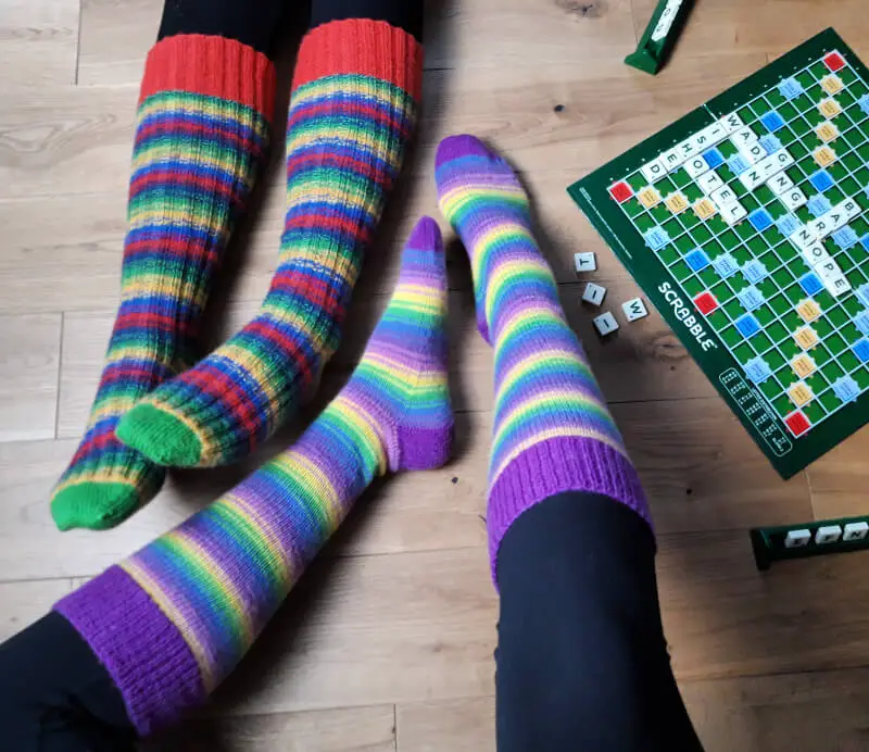 Basic 4ply Knee High Socks - free pattern – Winwick Mum